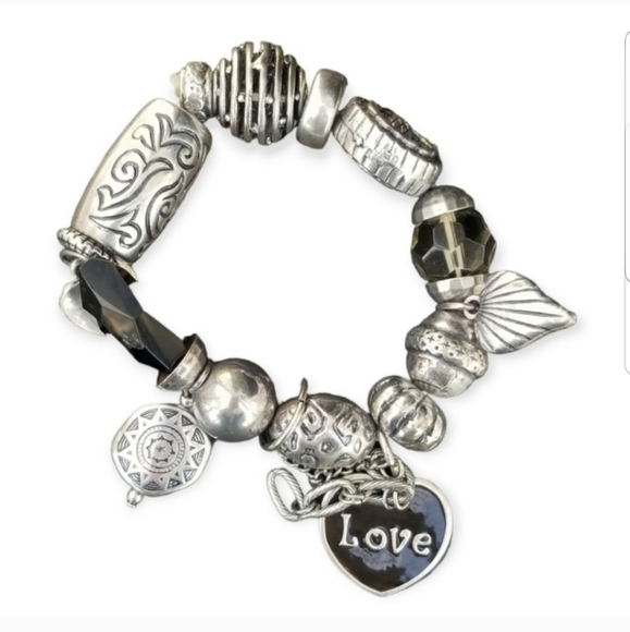 CHUNKY SILVERTONED BEADED STRETCH BRACELET - Picture 1 of 5